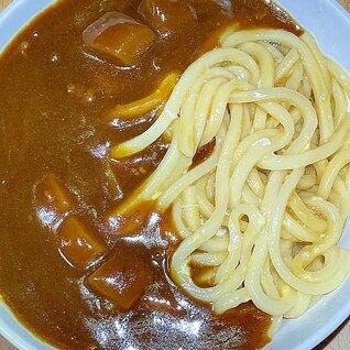 レトルト使って超手抜き！カレー釜玉うどん